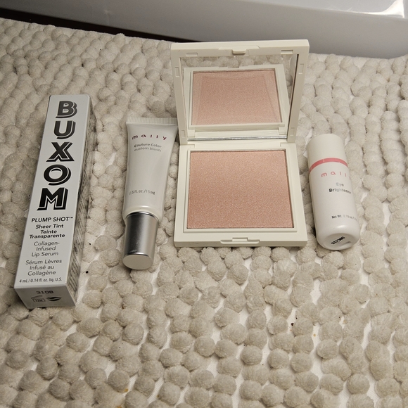 NWOT Mixed Make up set Buxom, Mally and Vintage - Picture 1 of 5